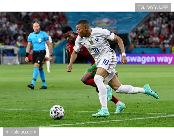 法国警方宣布成功打击一个与足球博彩相关的非法投注网络